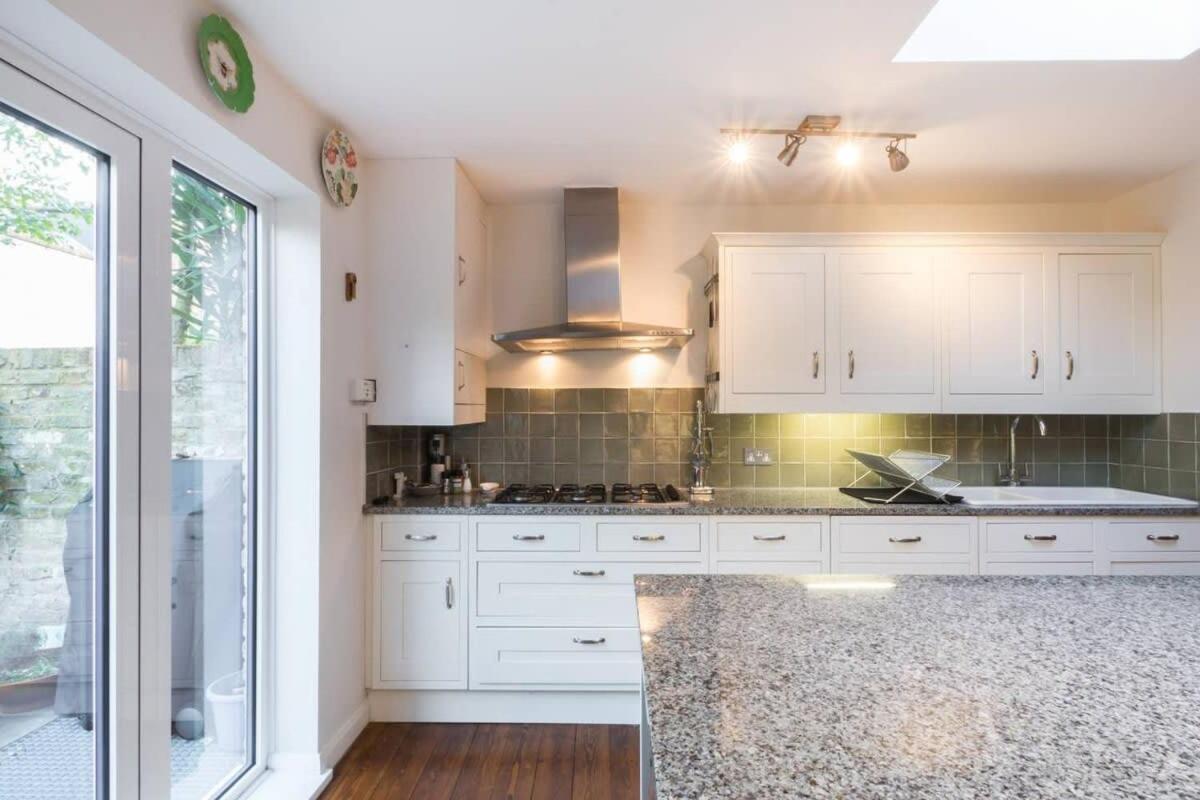 Fulham 4 Bed Family & Garden 5min From Tube Casa vacanze *
